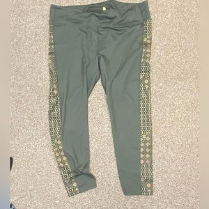 Anthropologie sports bra and leggings set